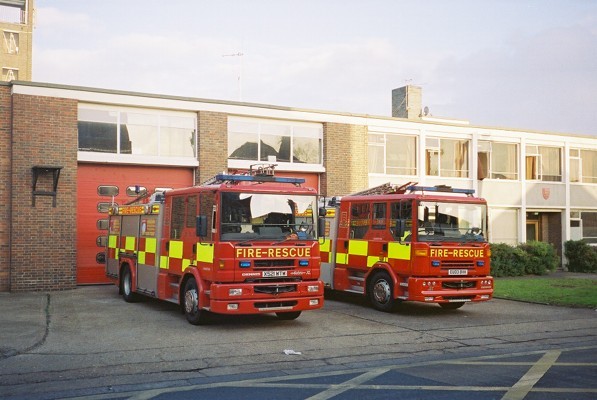 Dennis Sabre/JDC WrLs Essex FRS