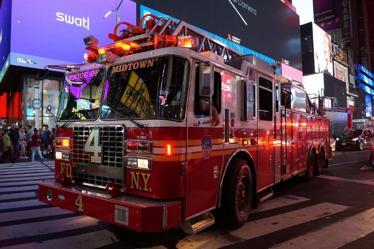 FDNY Ladder 4