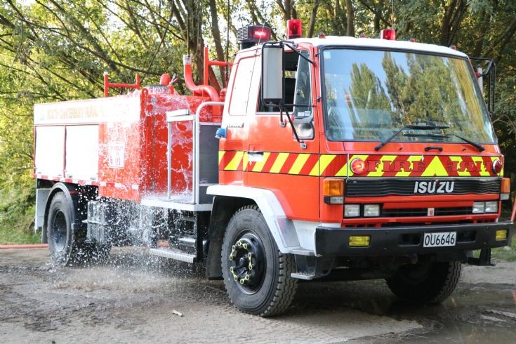 New Zealand Isuzu - OU6646