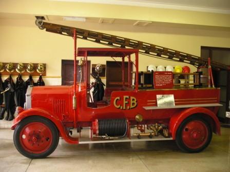 1923 Hotchkiss fire truck