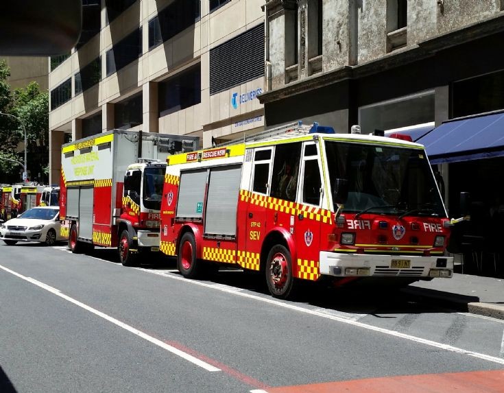 Fire Engines Photos FRNSW Varley & Isuzu trucks Sydney Australia