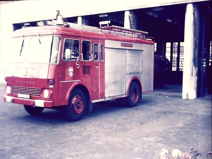 Bedford Carmichael ET Southport BWM602B