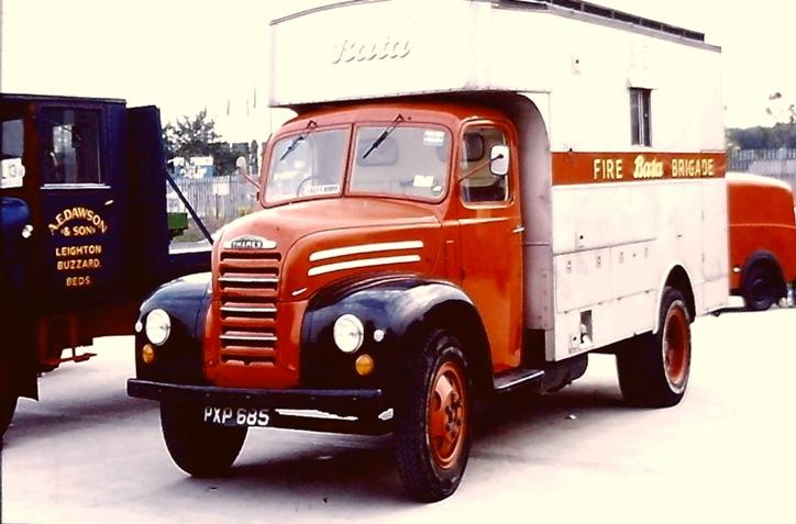PXP 685 Ford Thames Bata shoes Essex