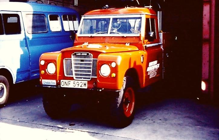LAND ROVER CHUBB ONF592W
