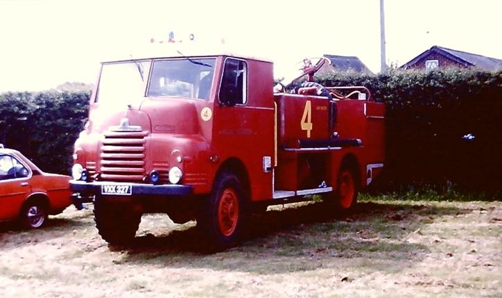 VXX 327 Bedford RL/Home Office ACT