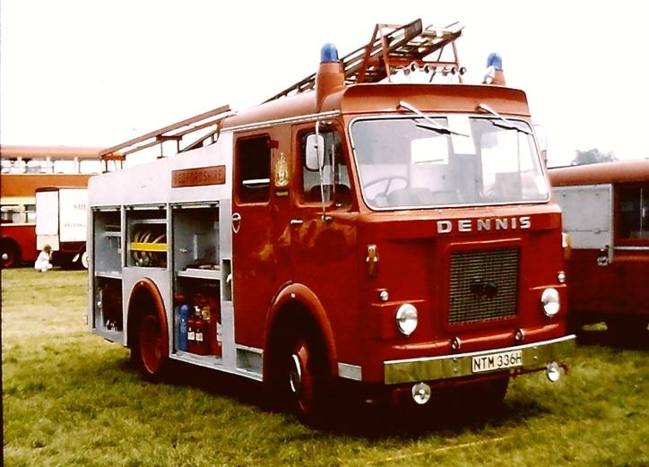 NTM336H Dennis D WrT Bedfordshire