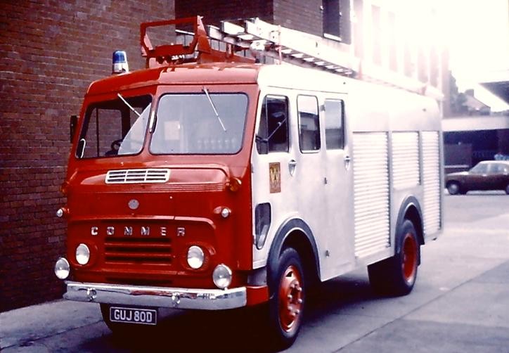 GUJ80D Shropshire Commer/HCB WrT