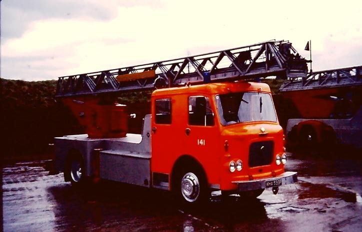 MHA999F Dennis F27 Metz W Midlands