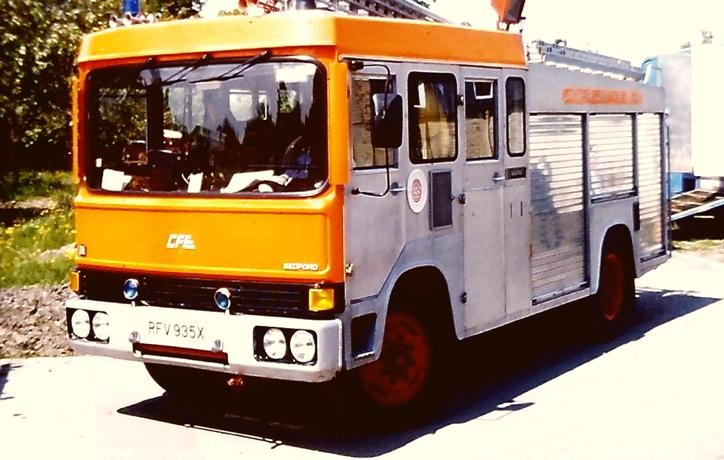 RFV935X Bedford TKG/CFE WrL Lancs