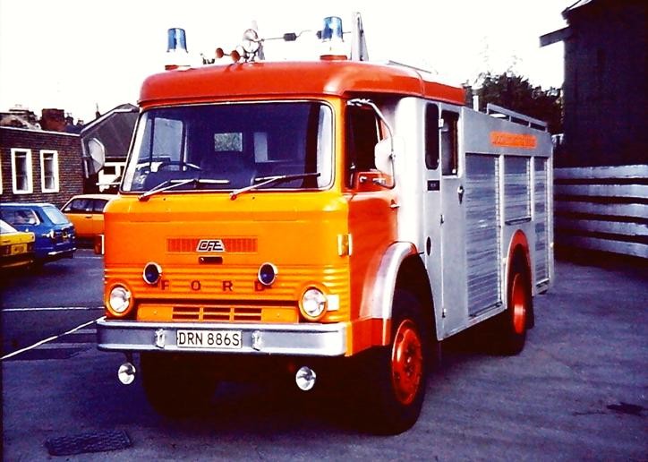 DRN886S Ford D1617/CFE WrL Lancs