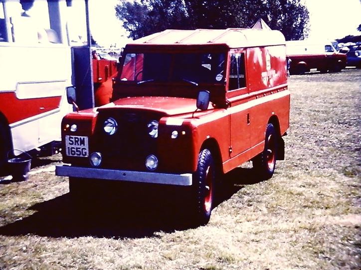 SRM165G Land Rover 109 L4R Cumberland
