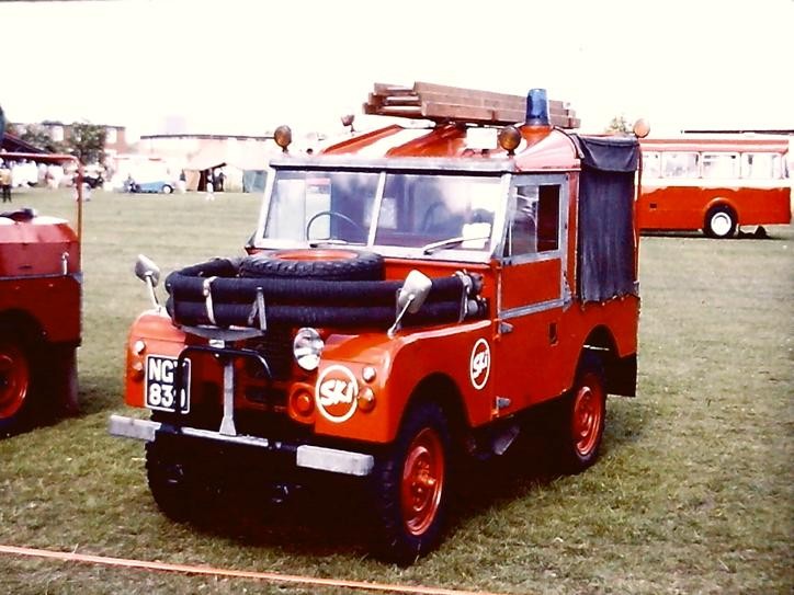NGY839 Land Rover 88 Ski L4P