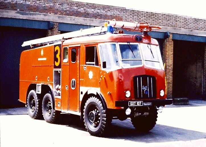 SXT107 Thornycroft Sun ACT Gatwick