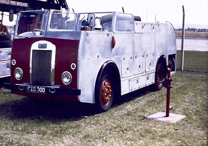 Dennis F13/F12 Fire Appliance FXG 300