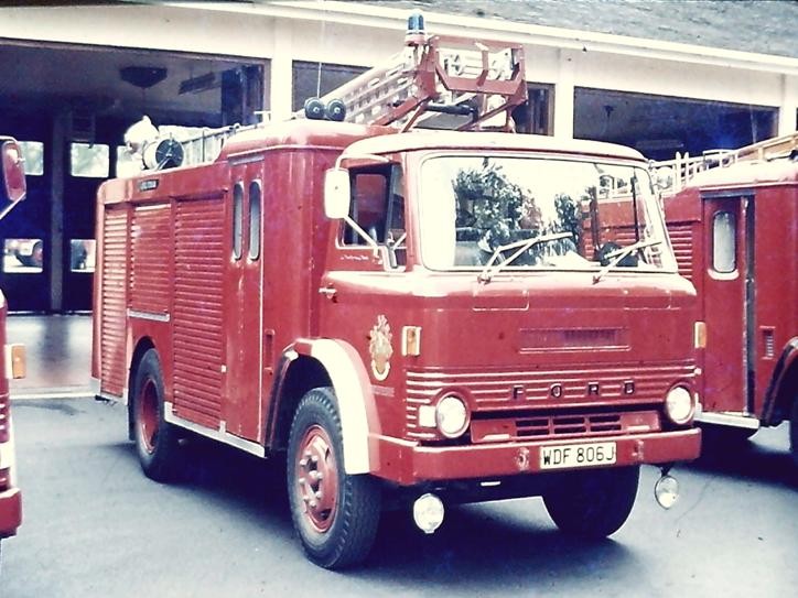 WDF806J Ford D600/HCBA WrT Gloucs