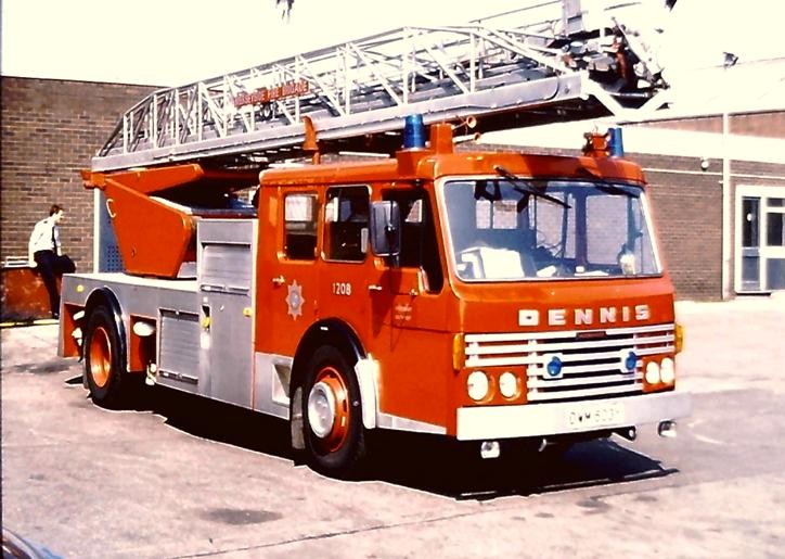 DWM603Y Dennis F125 Delta /Merryweather TL Merseys