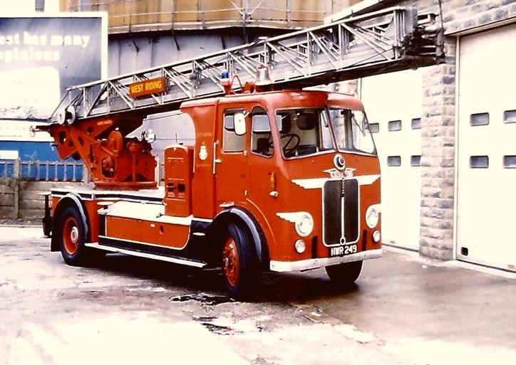 NWR 249 Leyland Beaver Magirus TL West Riding