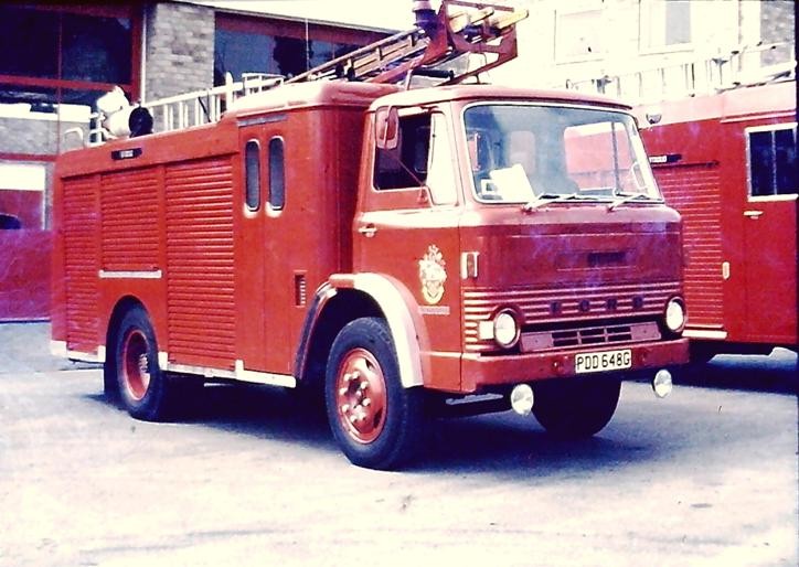 PDD648G Ford D600/HCBA WrT Gloucs