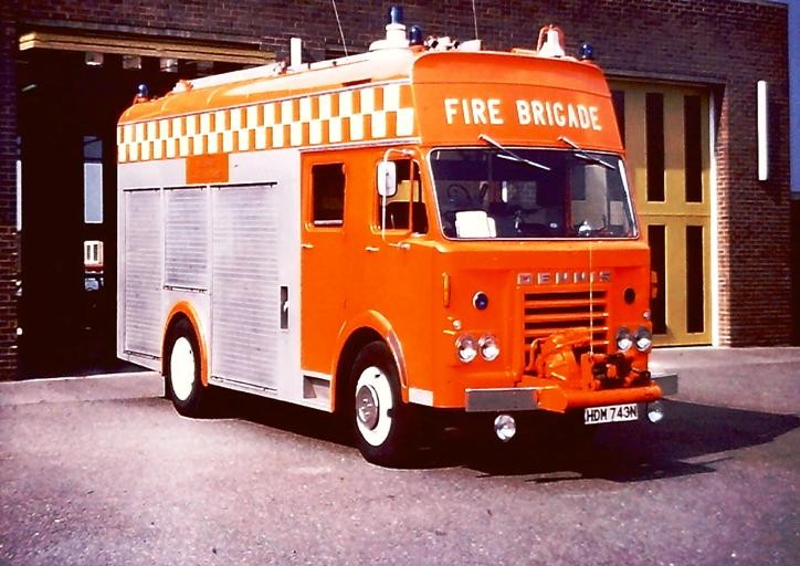 HDM743N Dennis F49 ET/CU Cheshire 