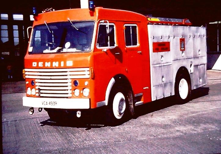 VCA493R Dennis R61 WrT low height profile