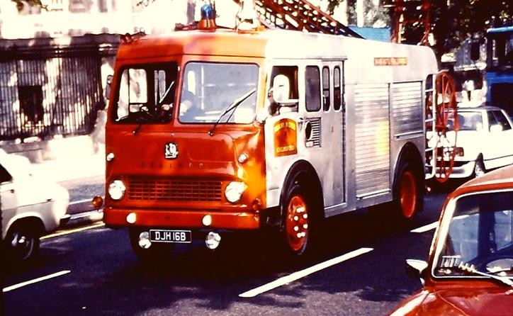 DJH16B Bedford TK WrE Miami Grill Chelmsford