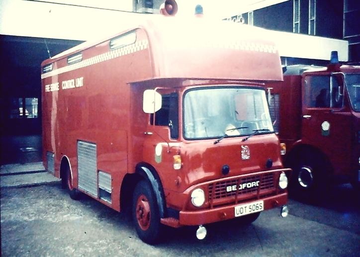 Bedford TK CU UOT506S