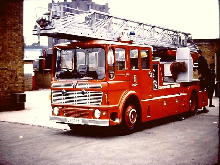 OVT913F AEC/Merryweather 100' TL Staffordshire