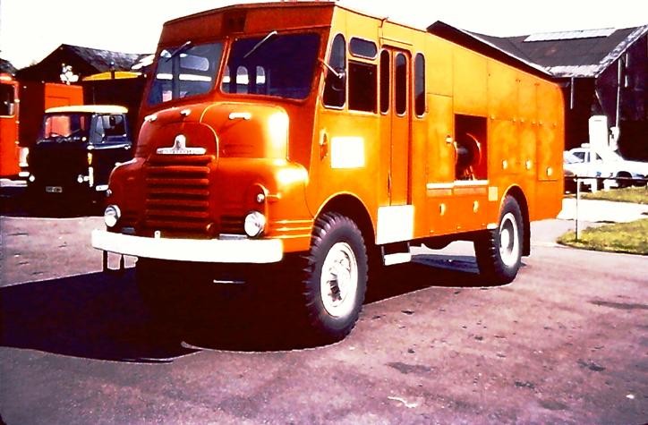 Bedford RLHZ ex Green Goddess