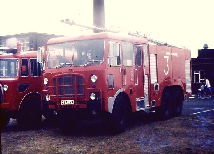 Thornycroft Nubian/Dennis Mark 9 28AJ23