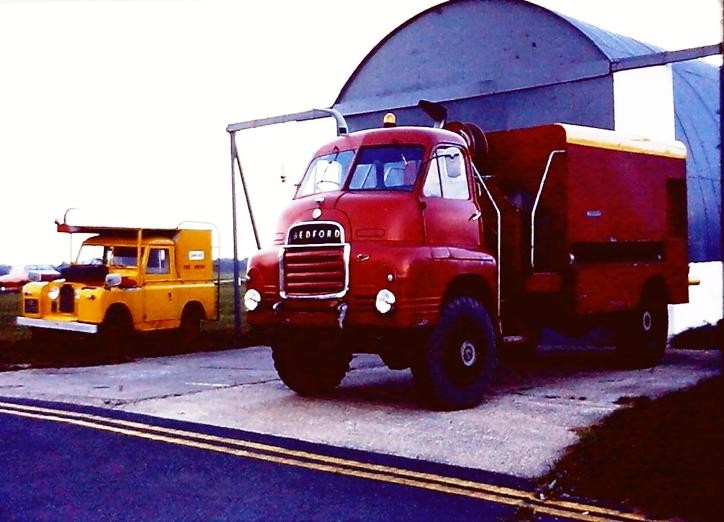 Bedford R Dan Air Lasham
