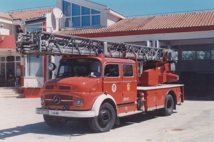 turnable ladder DL 30 MB Metz Metkovic HR