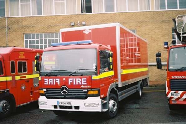 Mercedes Atego London FB RX04RBZ resilience lorry
