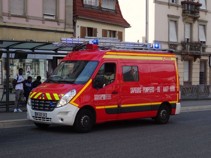 Renault - Small Alarm Van