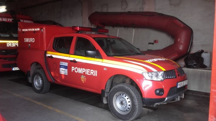 Mitsubishi L200 RT Smurd Romania