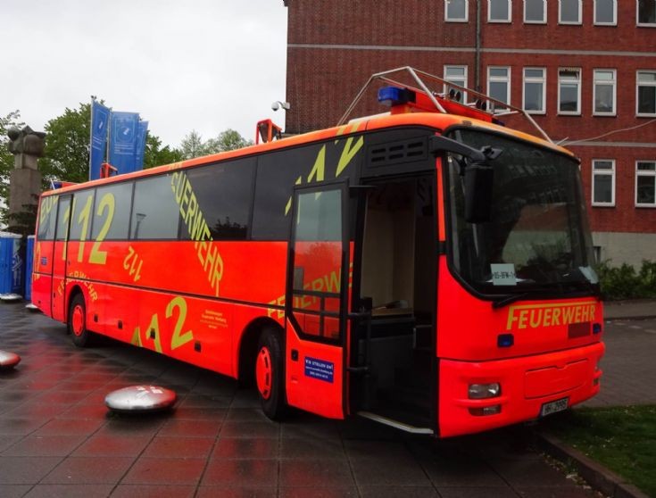 MAN Command Bus