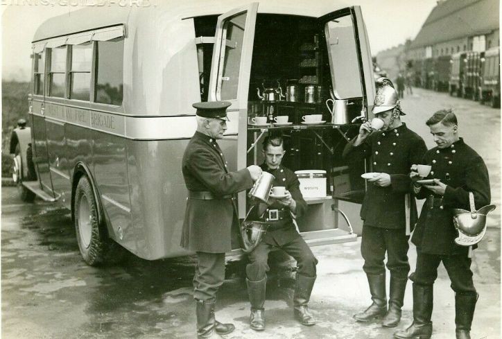 West Ham Dennis Big 4 rescue tender/CAV JD3659