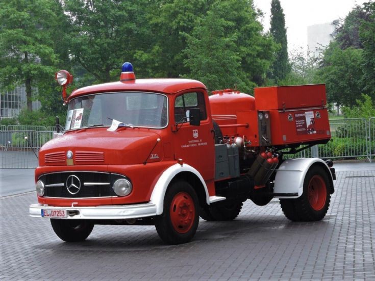 MB710 Powder tender