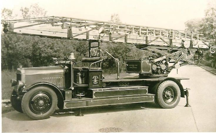 Dennis/John Morris/Magirus TL AN8434