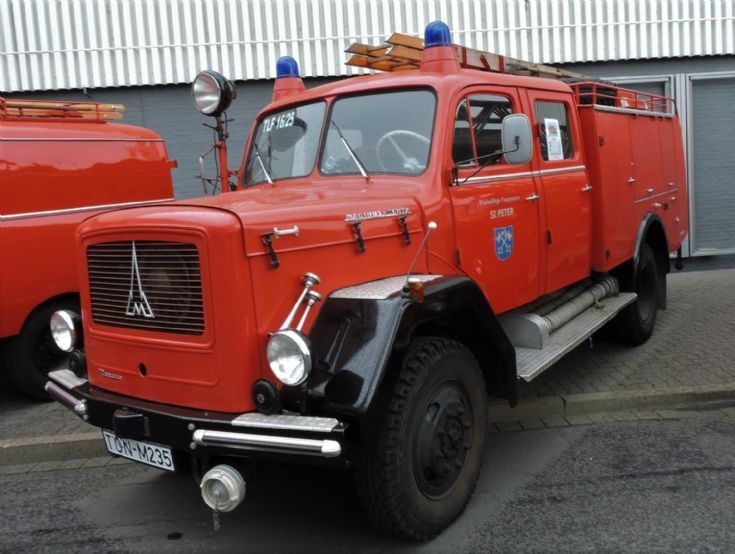 Magirus Deutz TLF16/25 Pump 