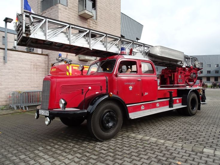 MB - Metz TTL30
