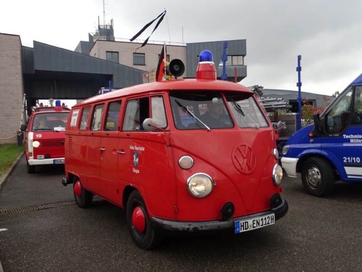 VW Combi Command Van