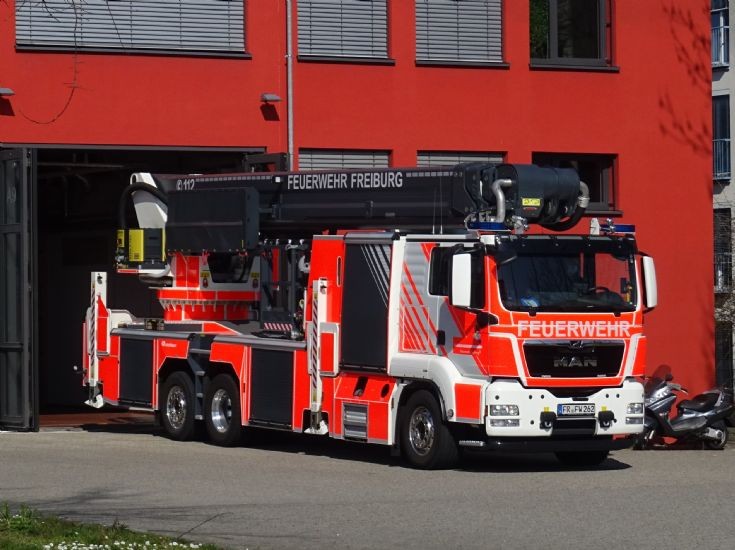 MAN-Rosenbauer Skylift 40