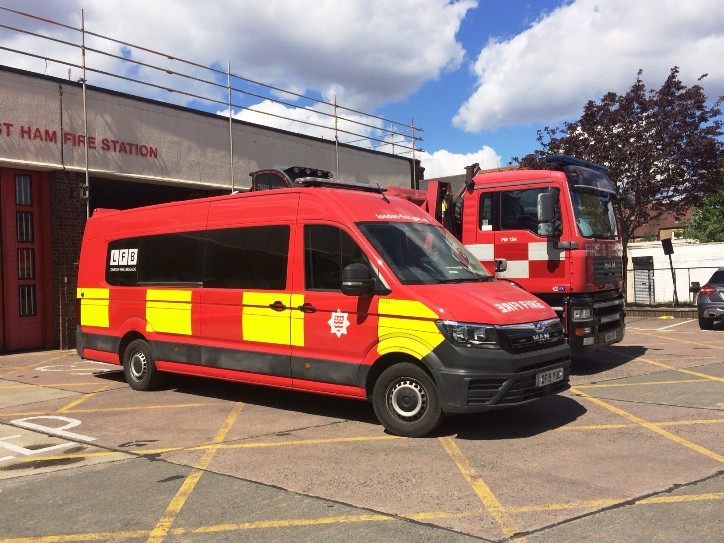 MAN TGE personnel carrier DF19YUC London FB