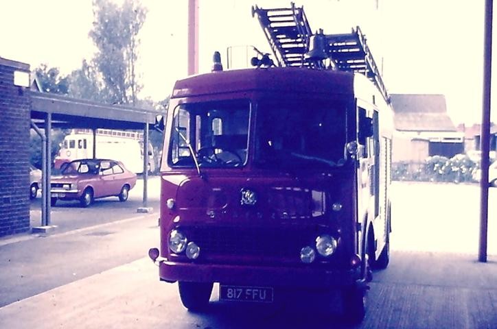 817FFU Bedford TK HCB WrE Lincolnshire