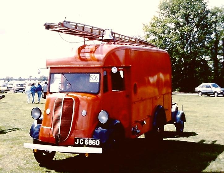 Fordson 7V/Kerr TV Llandudno JC6860