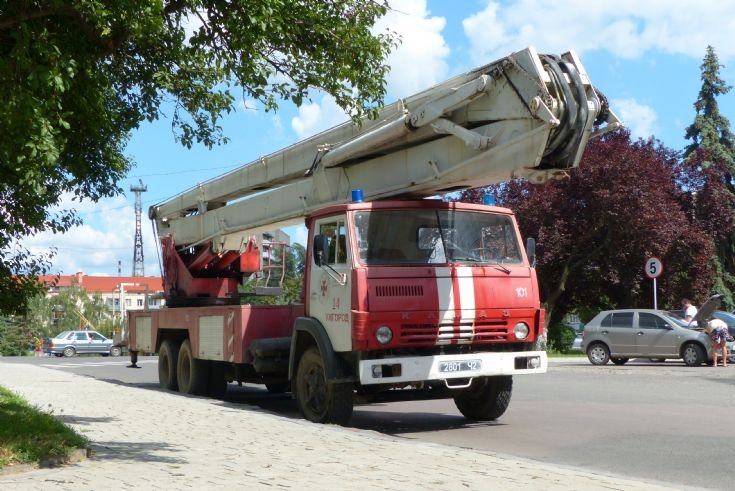 KamAZ AKP-30