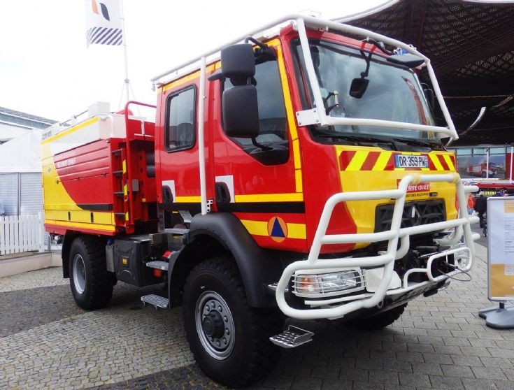 Renault-Sides Bush Fire Pumper