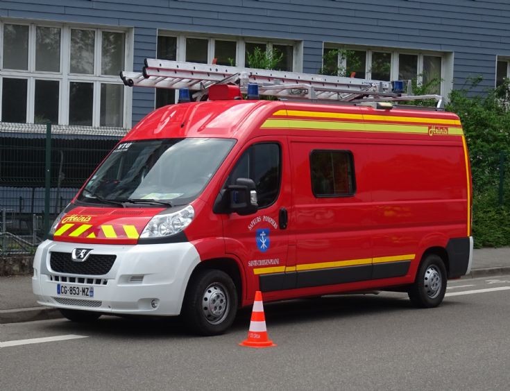 Peugeot-Heinis Small alarm van