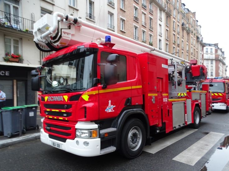 Scania-Metz Skylift 32m