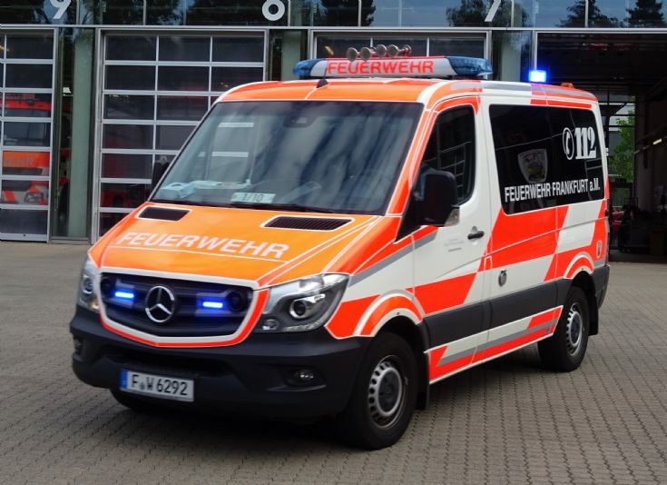 MB Command Van